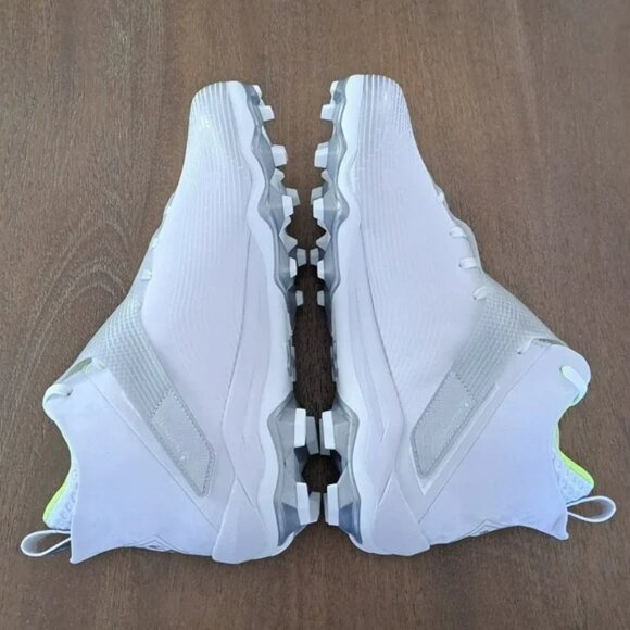 Under Armour Highlight Hammer MC Football Cleats-Color: White/Silver -Size: 11.5 - Picture 6 of 9